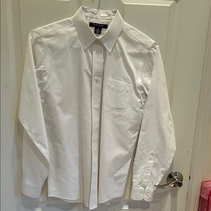 BOYS BROOKS BROTHERS BUTTON DOWN DRESS SHIRT.  NON-IRON. SIZE 18